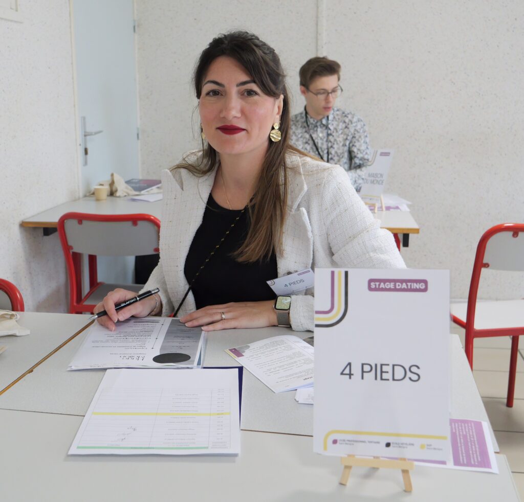 stage_dating_4pieds